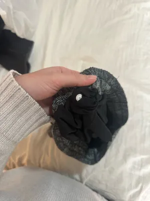 lululemon shorts thumbnail 5