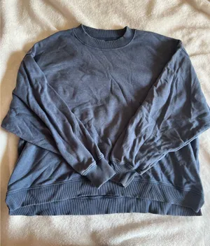 American Eagle Sweater  thumbnail 1