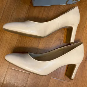 Lifestride 7.5M Gigi, Almond Vinci Pumps thumbnail 5