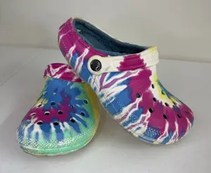 Crocs adult tie dye blue‎ faux fur lined slip on lounge comfy casual shoes 6 thumbnail 1