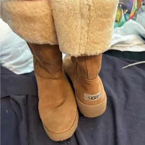 UGG Tan Winter Boots with Sheepskin Lining thumbnail 2