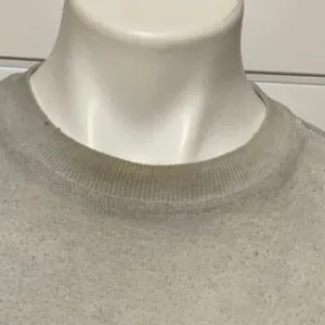 XG White Size XL thumbnail 2