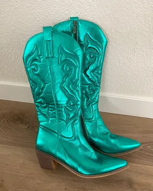Metallic Green Cowboy Boots Size 8 thumbnail 1