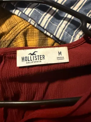 Hollister Burgundy Long-Sleeve Smocked Waist V-Neck Top thumbnail 3