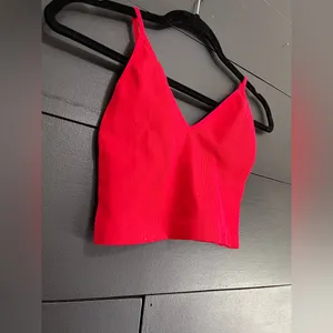 Cherry Red Ribbed Crop Tank Top Stretch Women’s Athletic Casual Sz S EUC thumbnail 3