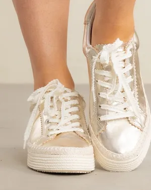 Dolce Vita Metallic Silver Lace-Up Platform Sneakers lennix 9.5 thumbnail 1