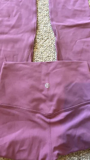 Lululemon Align Leggings 28" thumbnail 3