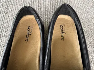 Vintage Strictly Comfort Black Leather Penny Loafers Size 10 thumbnail 3