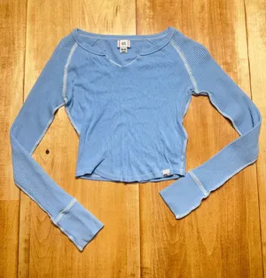 BDG Urban Outfitters‎ Blue Pointelle Waffle Knit Long Sleeve Crop Top XS thumbnail 1