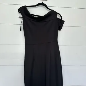 Black Halo Eve Women’s Black 4 Zendaya Gown thumbnail 5