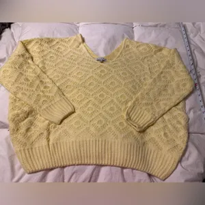 HyFve V-Neck Patterned Long Sleeve Yellow Knit Women's Sweater - Size L thumbnail 4