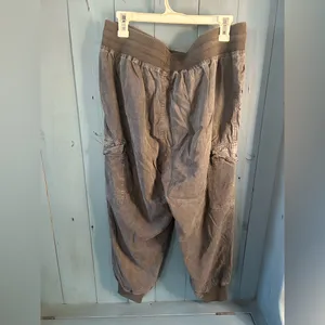 Aerie Charcoal Grey Cargo Jogger Pants | Size Large thumbnail 4