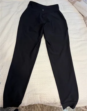 Old Navy High-Rise Powersoft Joggers Go-Dry Active thumbnail 3