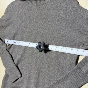 Old Navy SoSoft Womens Small Turtleneck Sweater Gray Taupe Ribbed Pullover thumbnail 3