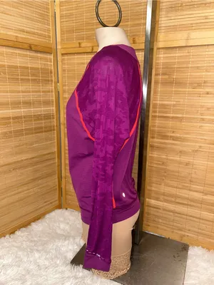 Lululemon Run For Days Women Size 4/6 Purple Regal Plum Long Sleeve Shirt thumbnail 2
