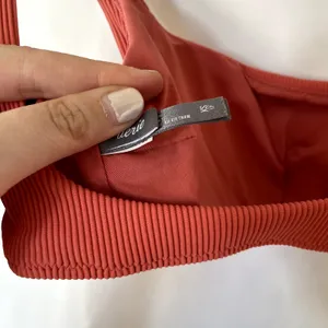 Aerie scoop encolure degagee nylon coral orange women's ribbed XS sports bra thumbnail 3