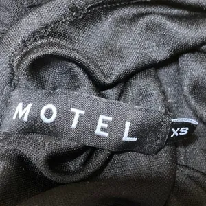 Urban Outfitters Motel Black Sleeveless Floral Jacquard Ruffle Cami Tank Mini Bodycon Dress XS thumbnail 4