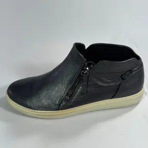 ECCO Soft‎ 7 Tred Women's Bootie Sneakers 40 US 9 Black Leather Side Zip Shoes thumbnail 6