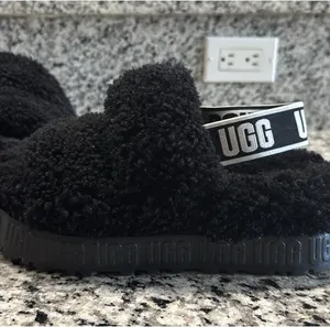 UGG Oh Fluffita Platform Sandals thumbnail 2