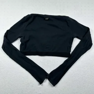 SKIMS Ribbed Long Sleeve Crop Top Women Medium Scoop Neck Snap Front thumbnail 5