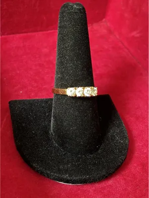 Vintage Gold Tone 4 Stone Round Cut Faux Diamond CZ Anniversary Band Ring SZ 8.5 thumbnail 1