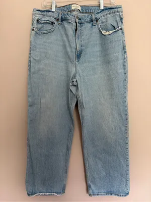 Abercrombie & Fitch The Vintage Straight High Rise 33/16 thumbnail 2