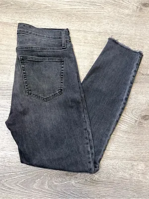 •Gap• Mid Rise True Skinny Jeans thumbnail 1