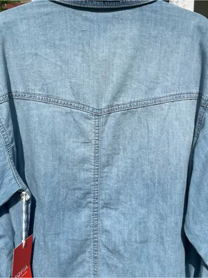 Sofia by Sofia Vergara Oversized BF Shirt Women XS Button Down Med Wash Western thumbnail 5