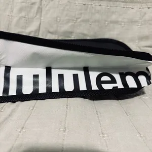 Lululemon Athletica Reusable Monochrome Tote‎ thumbnail 6