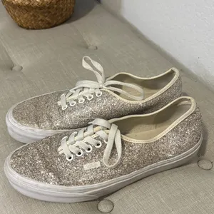 Vans Women's Glitter Lace-Up Sneakers 9 thumbnail 2
