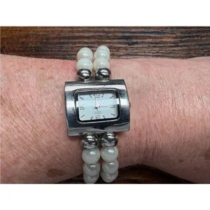 Vintage Geneva Japan Quartz Watch thumbnail 5