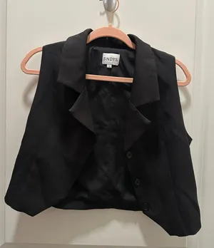Revolve Top thumbnail 1