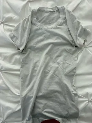 Lululemon Swiftly Tech Short Sleeve thumbnail 1