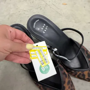 A New Day Leopard Mesh Pointed Toe Mule Heels Memory Foam Black Brown 9.5‎ thumbnail 2