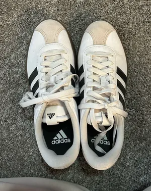Women’s VL Court Adidas 3.0 Sneakers thumbnail 1