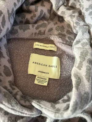 American Eagle Oversized Sweatshirt thumbnail 3