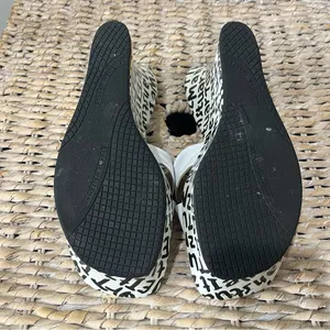 Stuart Weitzman New Black & White Leather‎ Graffiti Print Logo Sandal Wedge 9.5 thumbnail 7