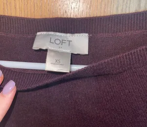 Sweater thumbnail 4