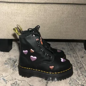 Dr. Martens Sinclair Heart Platform Boot thumbnail 6