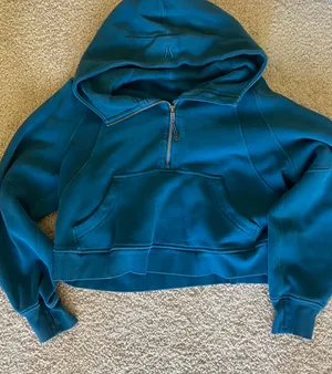 Lululemon Scuba Hoodie thumbnail 4