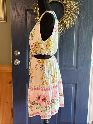 Cupshe spring crush floral mini dress size medium NWT thumbnail 6