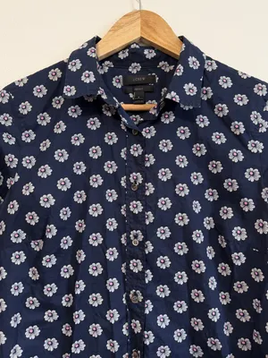 J. Crew Long Sleeve Perfect Button Down Shirt Floral Size 8 Navy Blue Top thumbnail 3