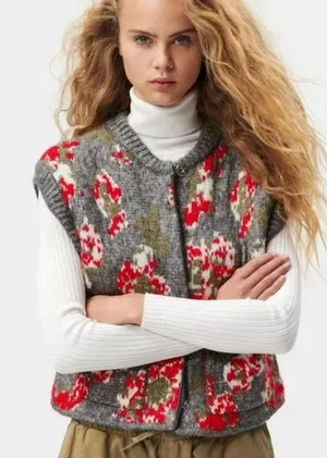 NEW ZARA Floral Jacquard Chunky Knit Vest Sleeveless Sweater BLOGGER FAV thumbnail 1