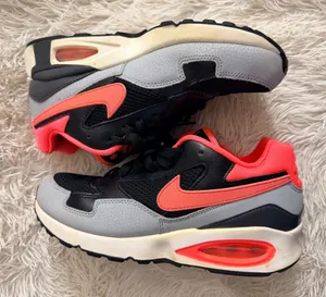 Nike Air Max ST International Women’s Size 7.5 Running Shoes #705003-003 thumbnail 9