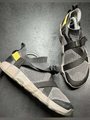 Chaco’s Women’s Size 9 Z/Ronin Grey Outdoor/Hiking Shoes thumbnail 1