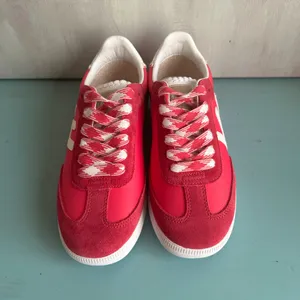 New Vintage Havana Crisp Hot Pink Fashion Sneakers Low Top Size 6.5 NEW WITH BOX thumbnail 4
