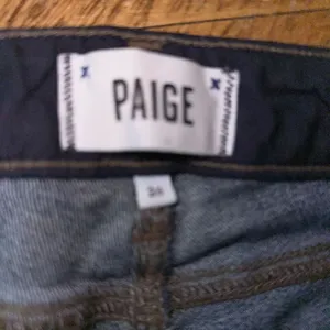 Paige Skyline Ankle Peg dark wash luxe 26 jeans thumbnail 3