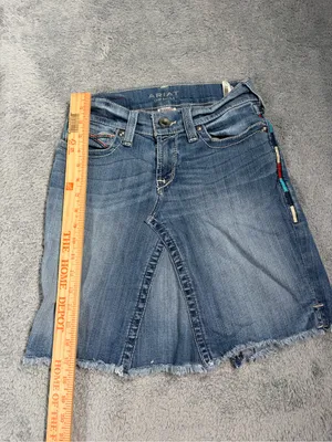 Ariat Denim Blue Distressed Denim Jean Bermuda Skirt 26R thumbnail 4