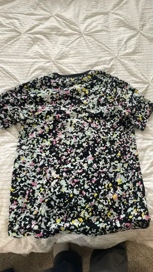 Colorful Nike T-shirt thumbnail 4