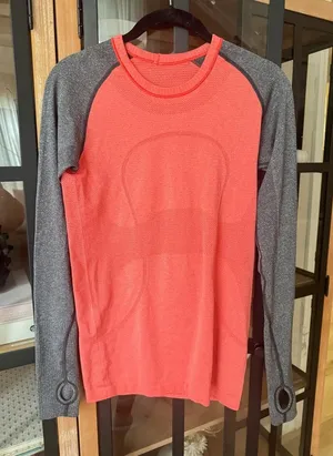 Lululemon Run long sleeve swiftly tech tee love red deep coal two tone coral thumbnail 1